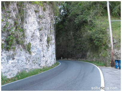 Carretera entre el Carso