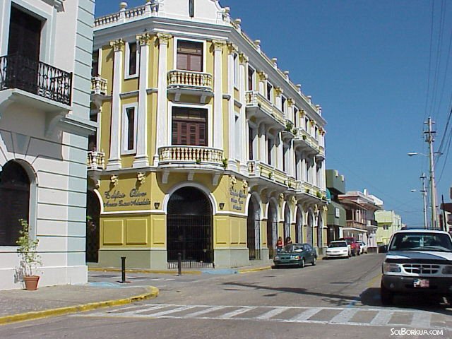 El Pueblo De Arecibo